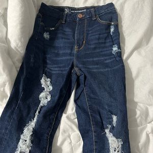 No boundaries jeans size 7 holes in jeans